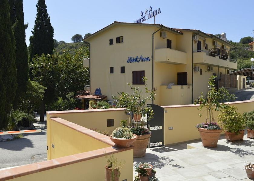 Tuscany Campo nell'Elba Exterior Detail