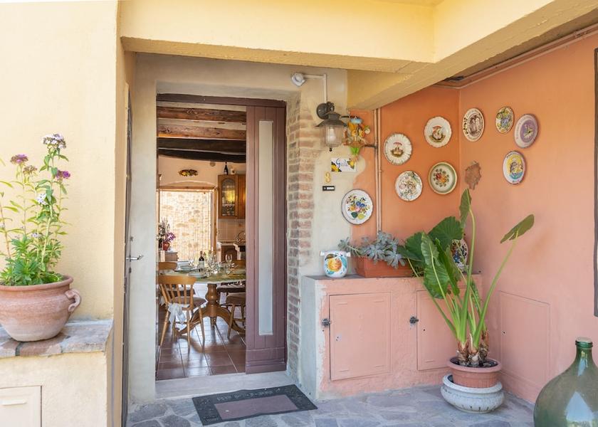 Tuscany Casole d'Elsa Exterior Detail