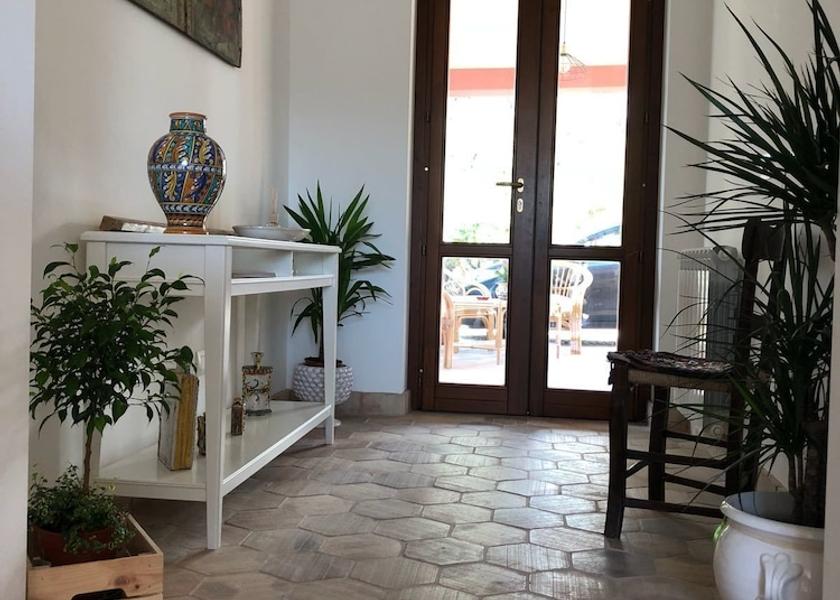 Sicily Sant'Angelo Muxaro Interior Entrance