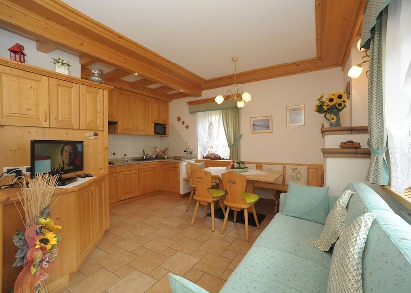 Veneto Val di Zoldo Kitchenette