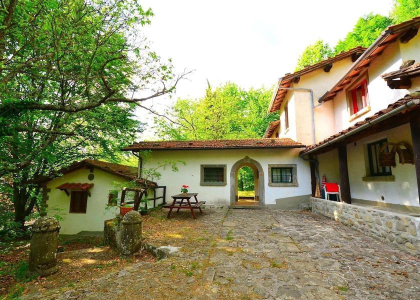 Tuscany San Marcello Piteglio Exterior Detail