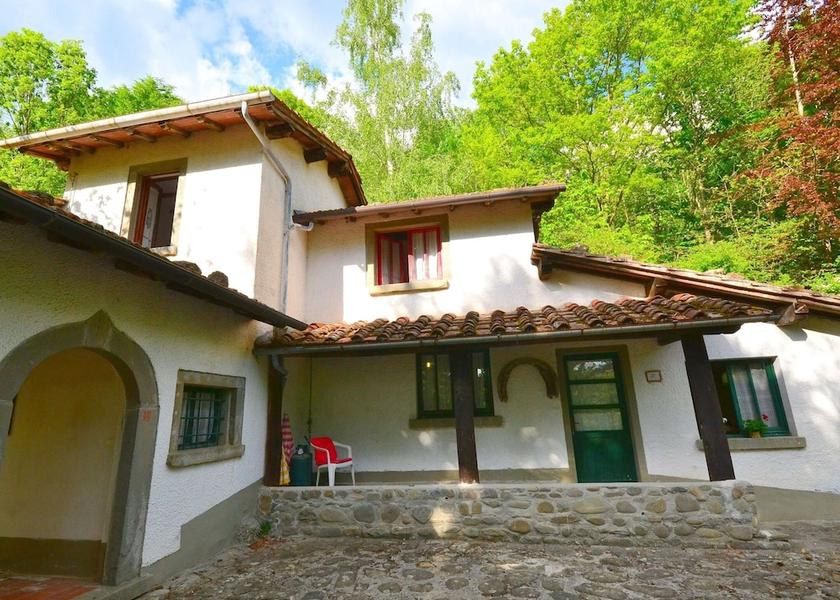 Tuscany San Marcello Piteglio Exterior Detail