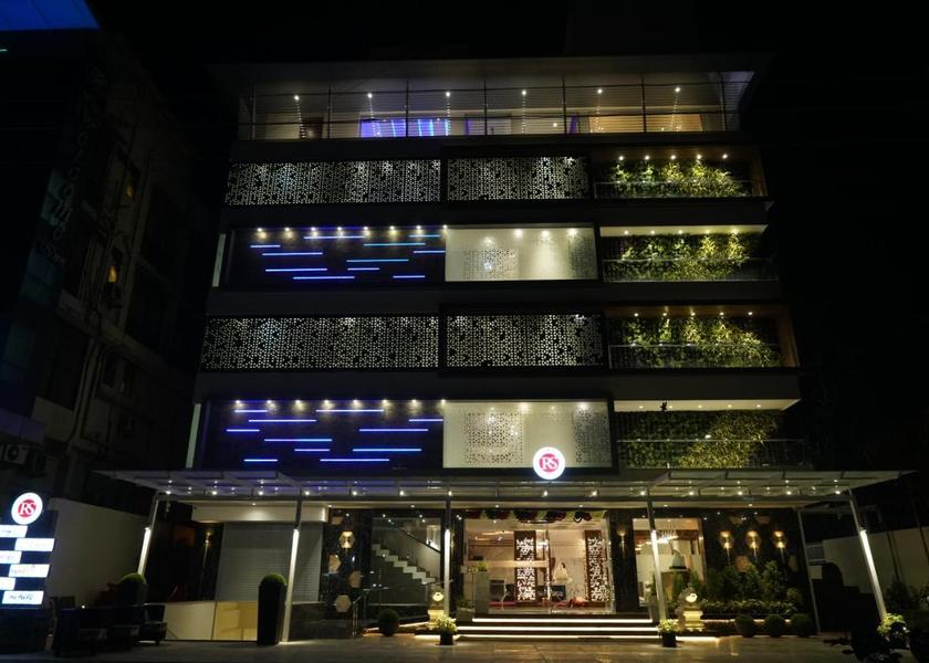 Maharashtra Akola Public Areas