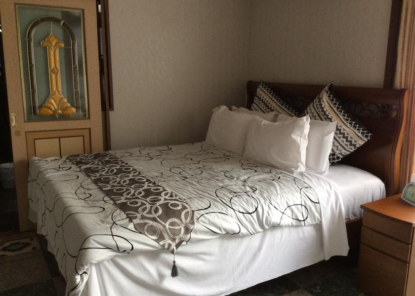  Okinawa Room