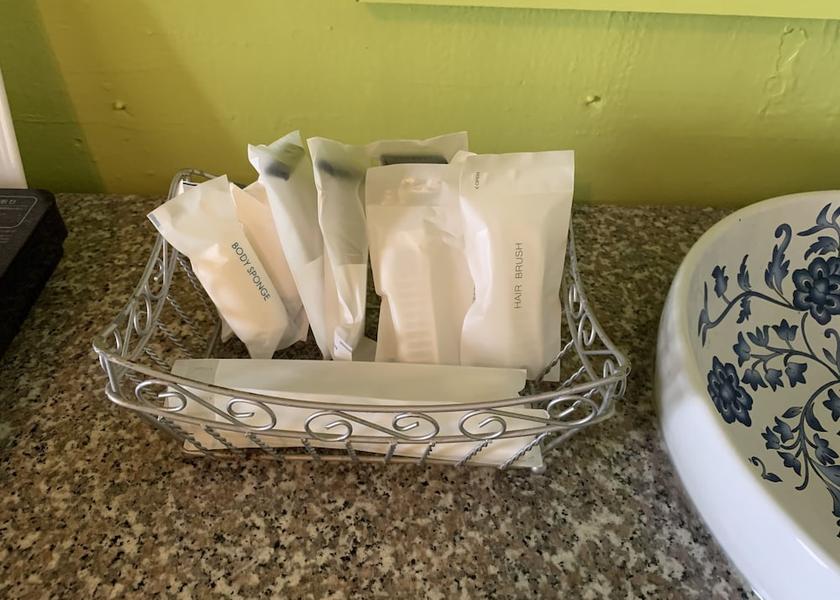 Okinawa Bathroom