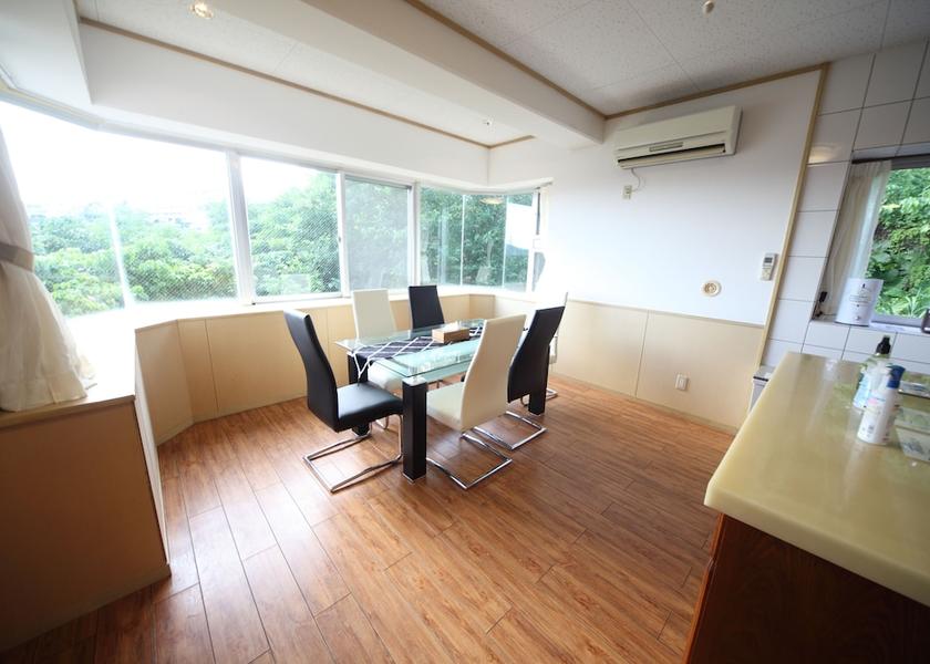  Okinawa In-Room Dining