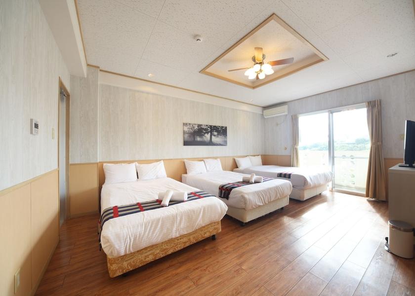  Okinawa Room