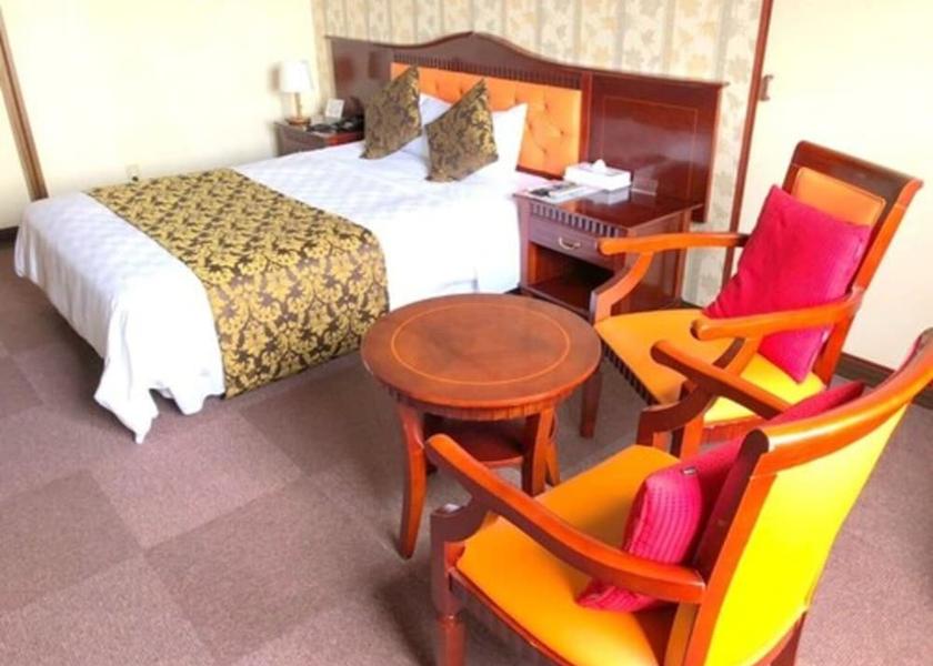  Okinawa Room