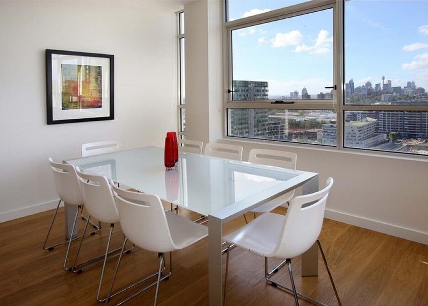 New South Wales Sydney In-Room Dining