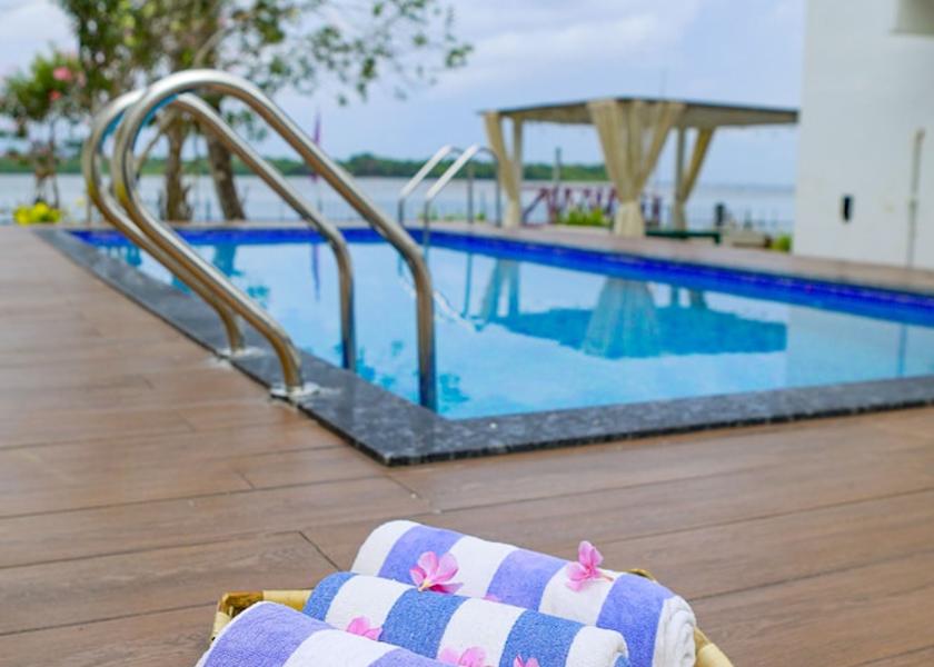 Kerala Alleppey Pool