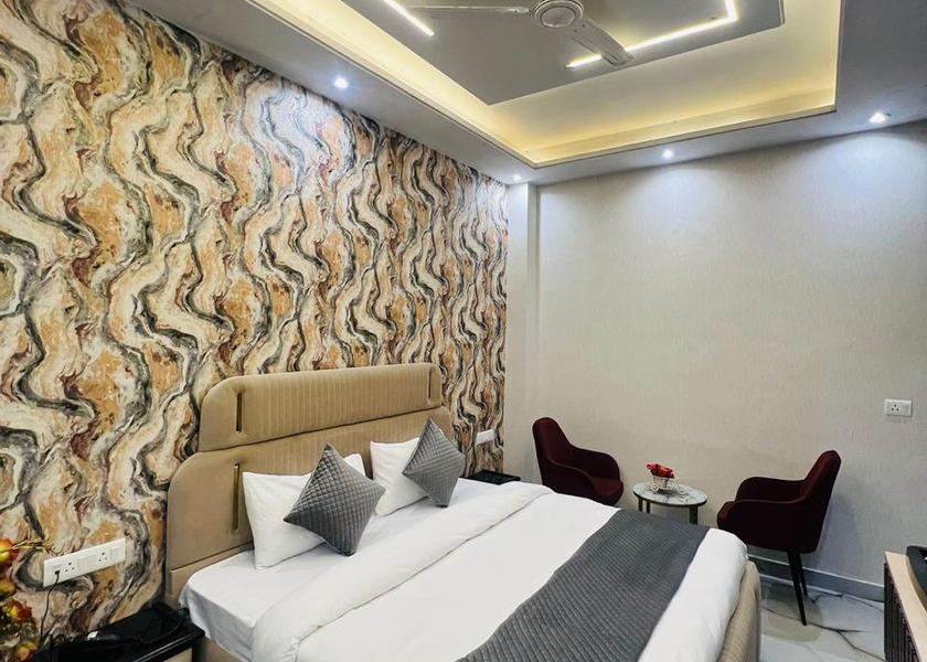Uttar Pradesh Noida Deluxe Room