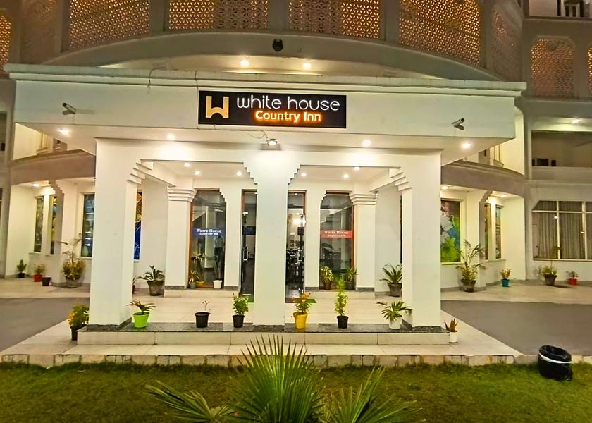 Haryana Jhajjar Hotel Exterior