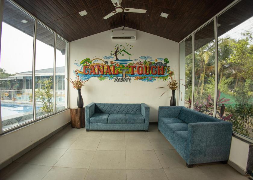 Maharashtra Karjat Lobby