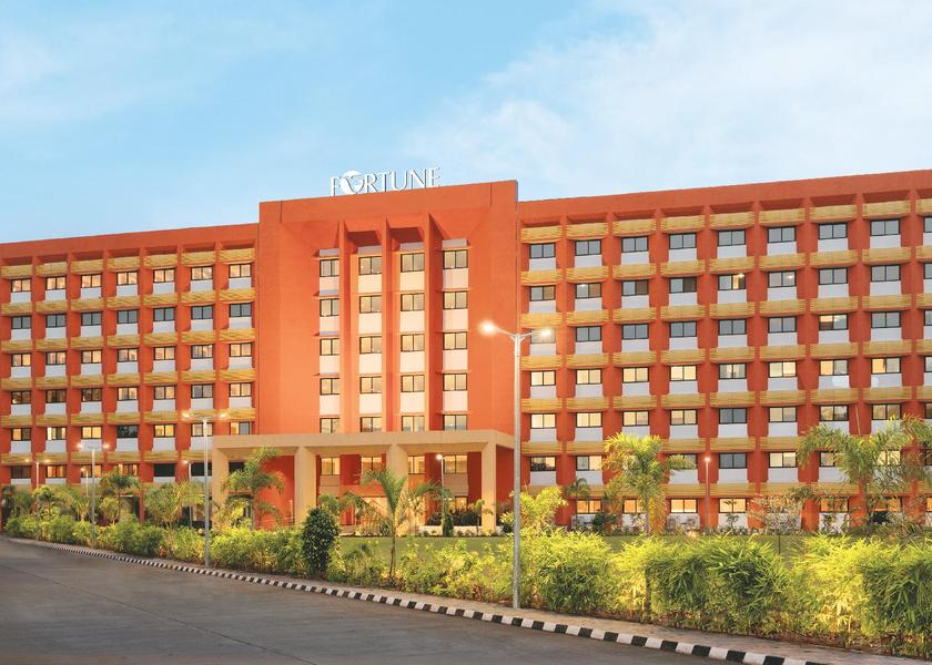 Gujarat Rajpipla Hotel Exterior