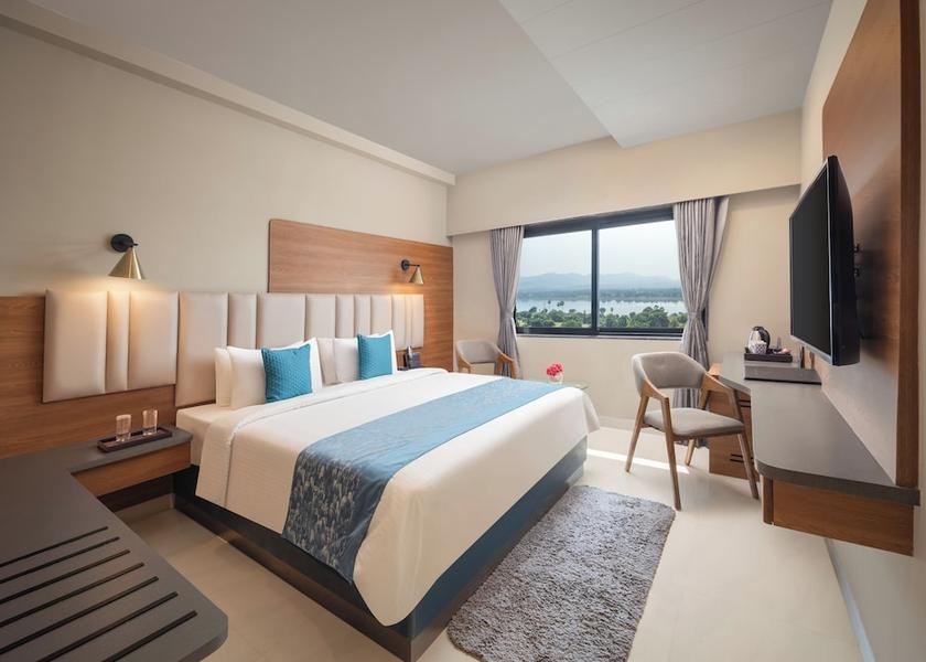 Gujarat Rajpipla Room
