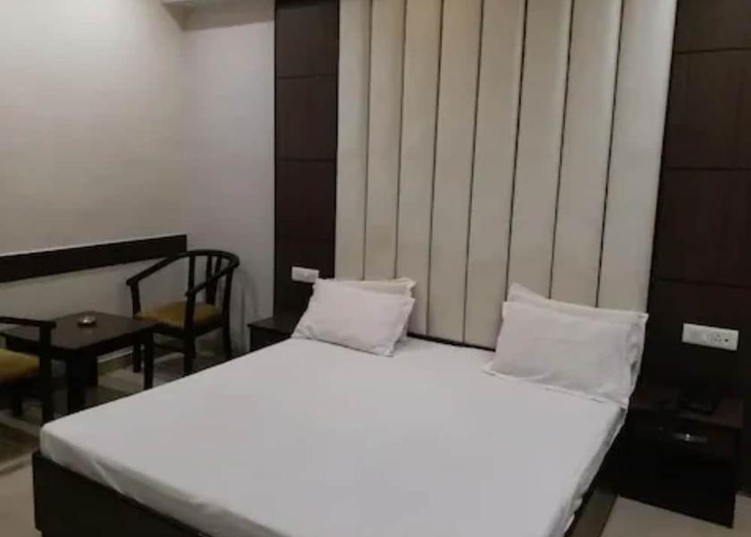 Punjab Rajpura Room