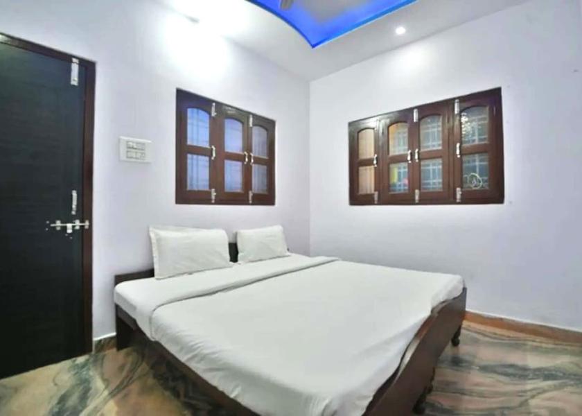 Rajasthan Thana Room