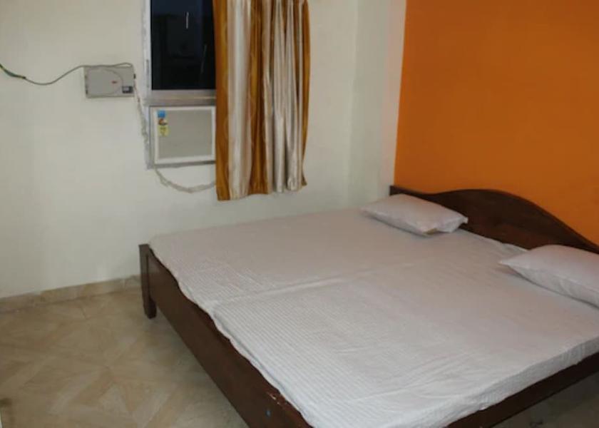 Bihar Rajgir Room