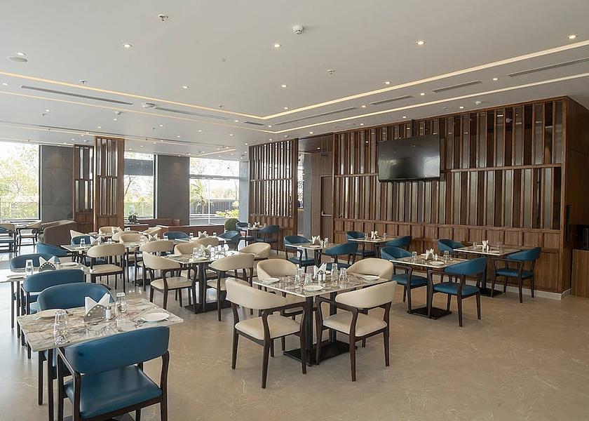 Maharashtra Pune Family Dining