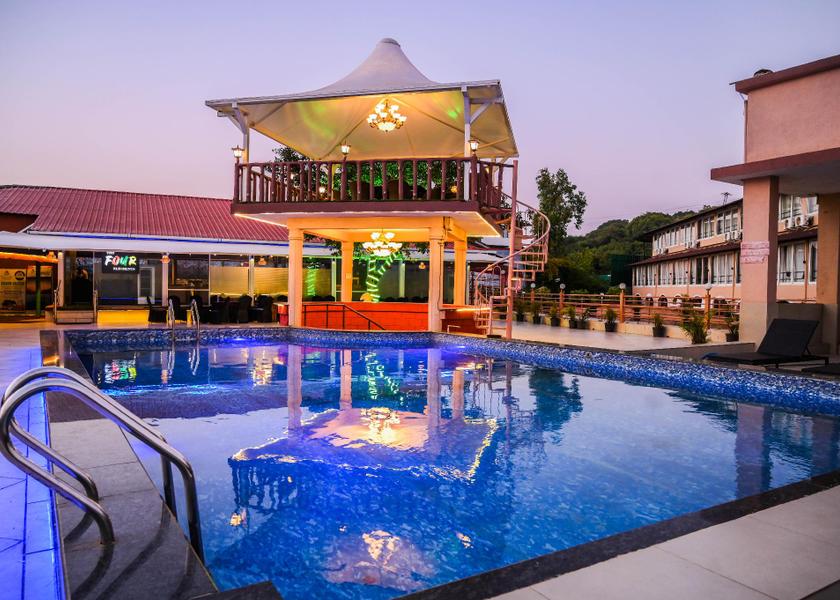 Maharashtra Mahabaleshwar Swimming pool