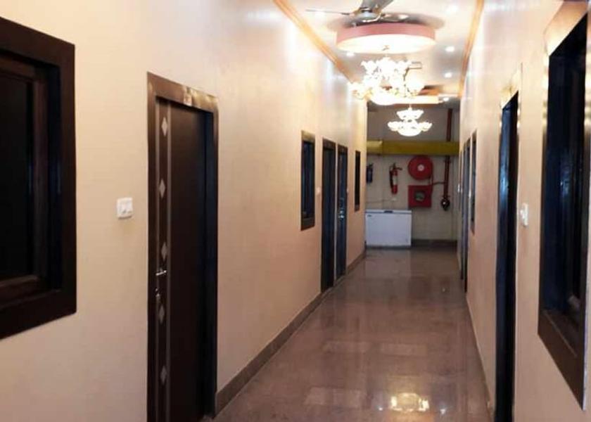Uttar Pradesh Vrindavan Interior Entrance