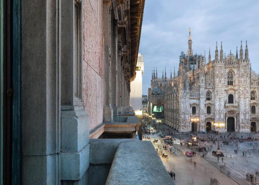 Lombardy Milan Public Areas