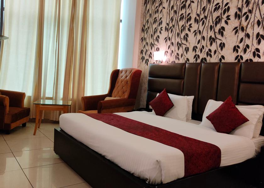 Jammu and Kashmir Katra Club Suite room