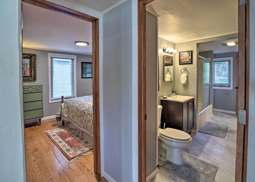 Minnesota Fergus Falls Interior Entrance