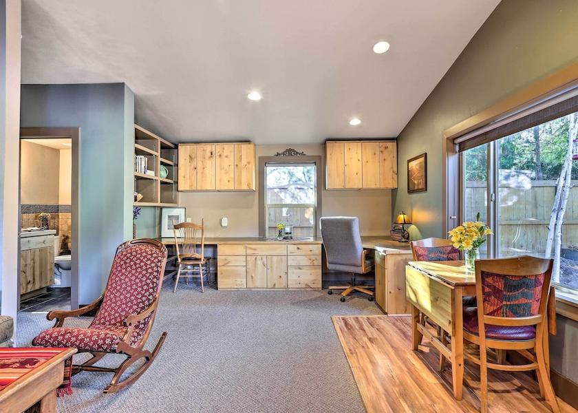 Idaho Boise Interior Entrance