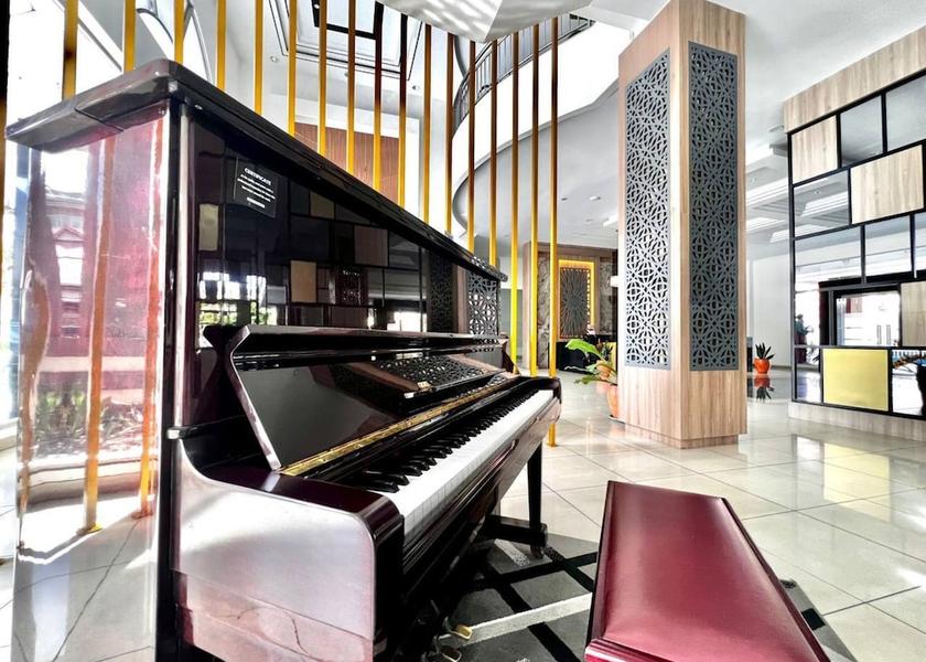  Medan Lobby