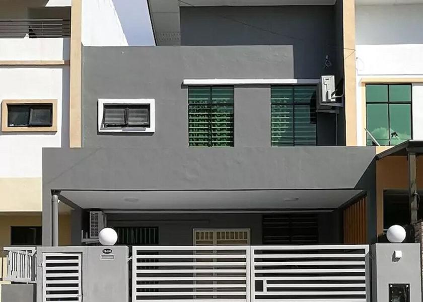 Sabah Sandakan Facade