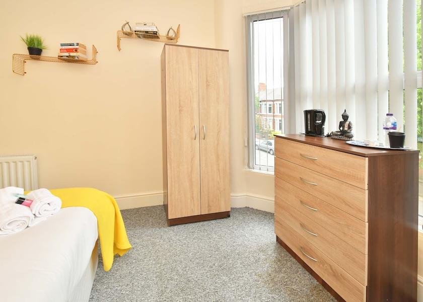 England Crewe Room