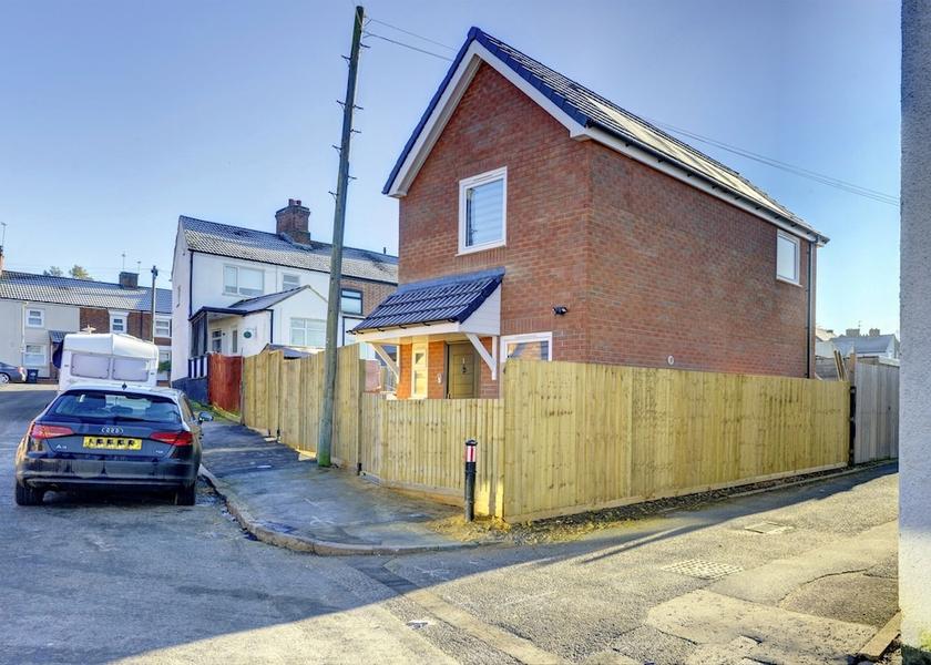 England Rugby Exterior Detail