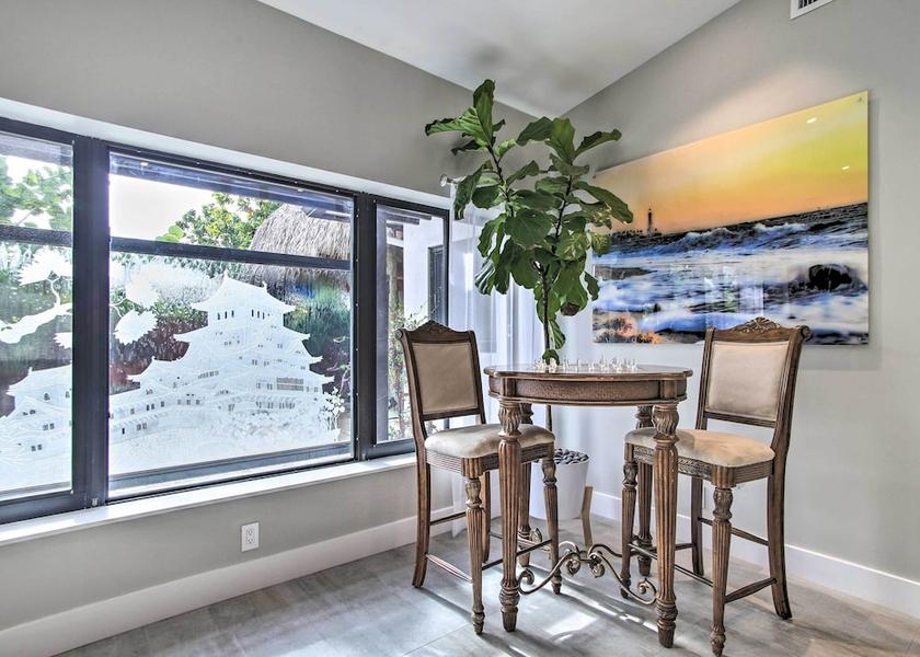 Florida Pompano Beach Interior Entrance