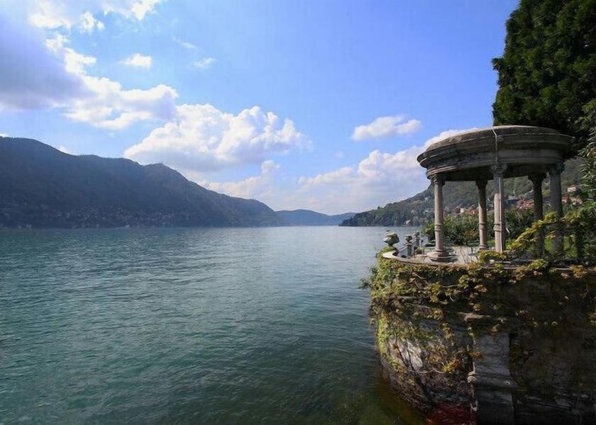 Lombardy Moltrasio Lake