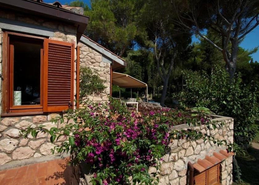 Tuscany Monte Argentario Exterior Detail