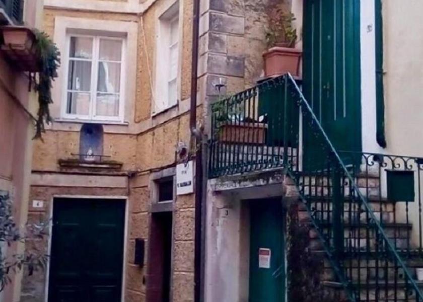 Liguria Lerici Entrance