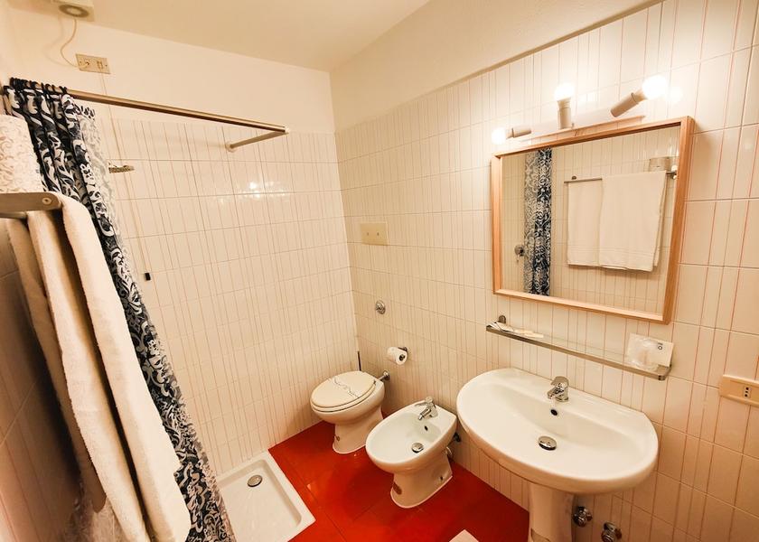 Lombardy Manerba del Garda Bathroom