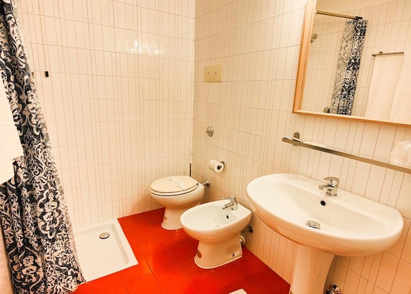 Lombardy Manerba del Garda Bathroom