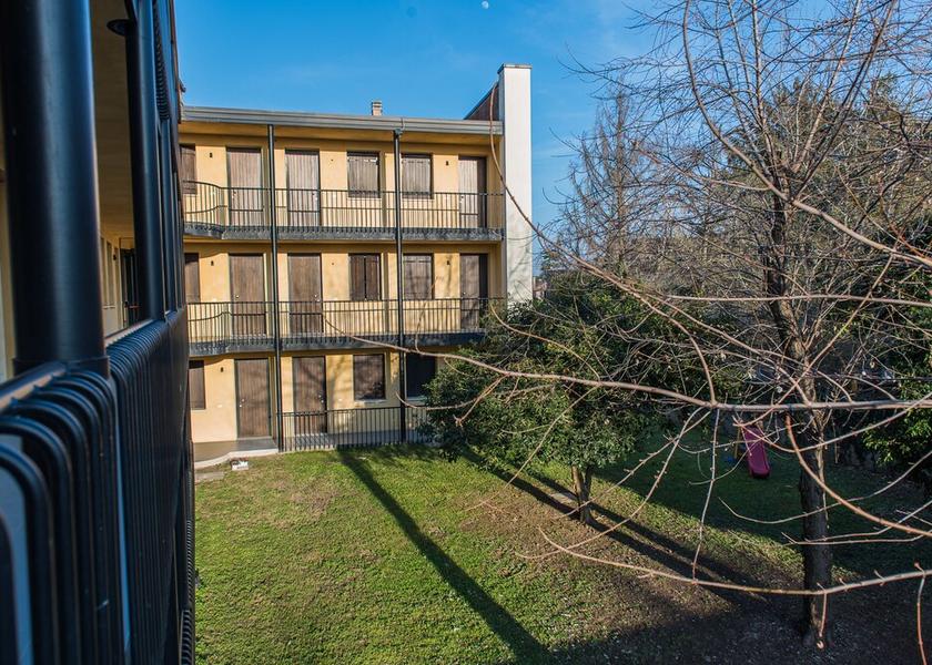 Veneto Villorba Exterior Detail