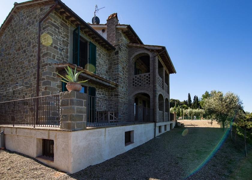 Tuscany Castiglion Fiorentino Exterior Detail