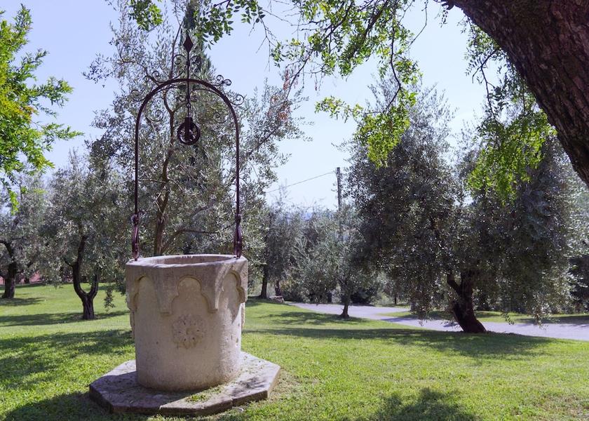 Lombardy Soiano del Lago Exterior Detail