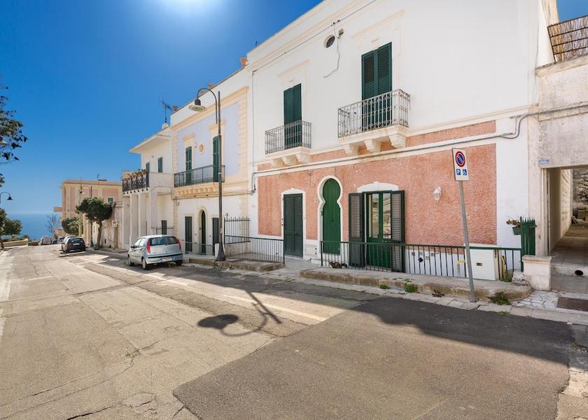Puglia Santa Cesarea Terme Exterior Detail