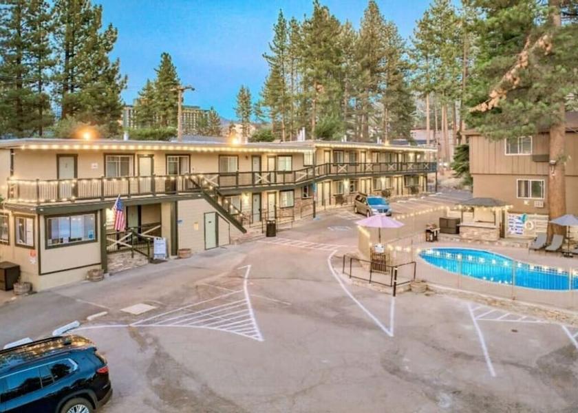 California South Lake Tahoe Facade