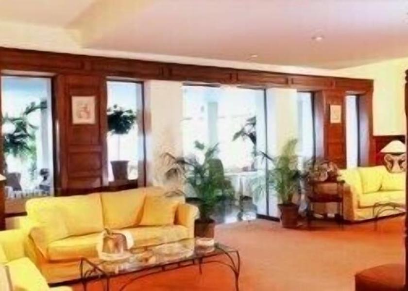 Var Sainte-Maxime Lobby