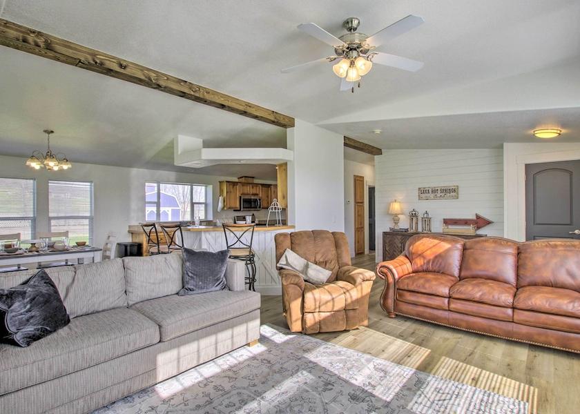 Idaho Lava Hot Springs Interior Entrance