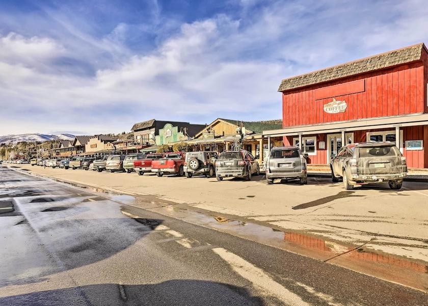 Colorado Grand Lake Interior Entrance