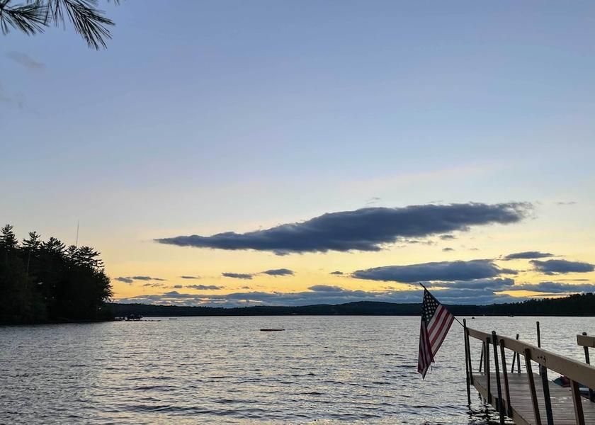Illinois Raymond Interior Entrance