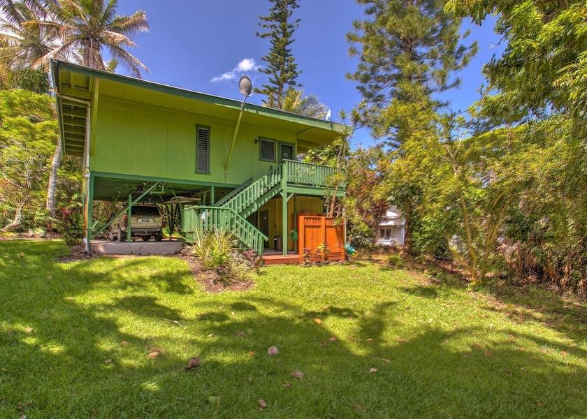 Hawaii Pahoa Exterior Detail