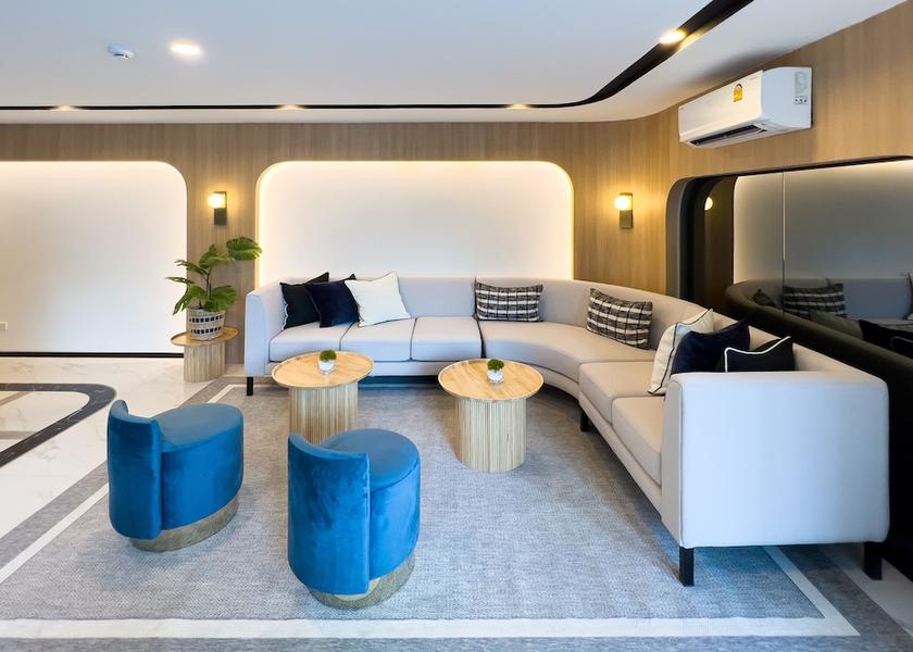 Bangkok Samut Prakan Lobby